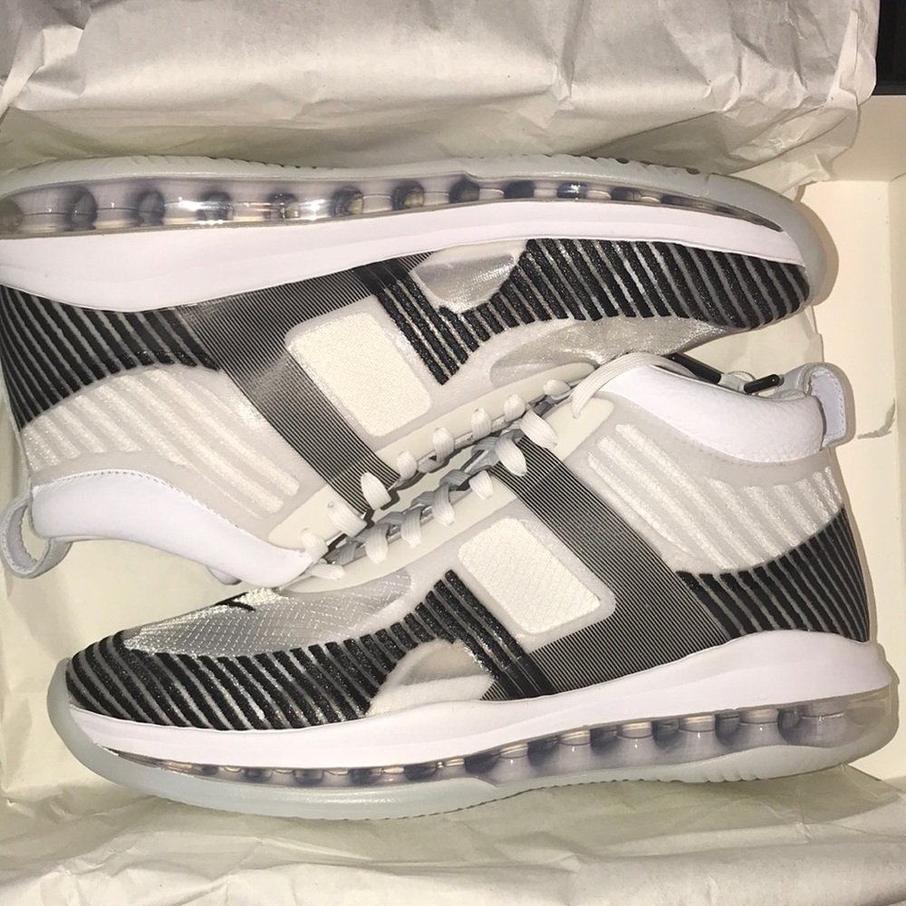 LeBron X John Elliot Icon QS